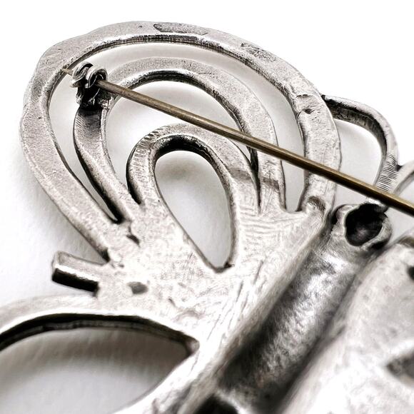 Vintage Hammered Silver Pewter Oversized Butterfly Statement Brooch (EUC) - Picture 6 of 7